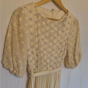 Vintage 70s Delicate Cream Bow Pastel Prom Dress/ Formal Gown